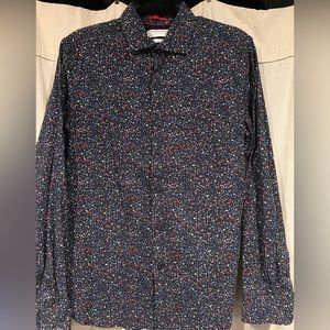 Button up long sleeve casual shirt